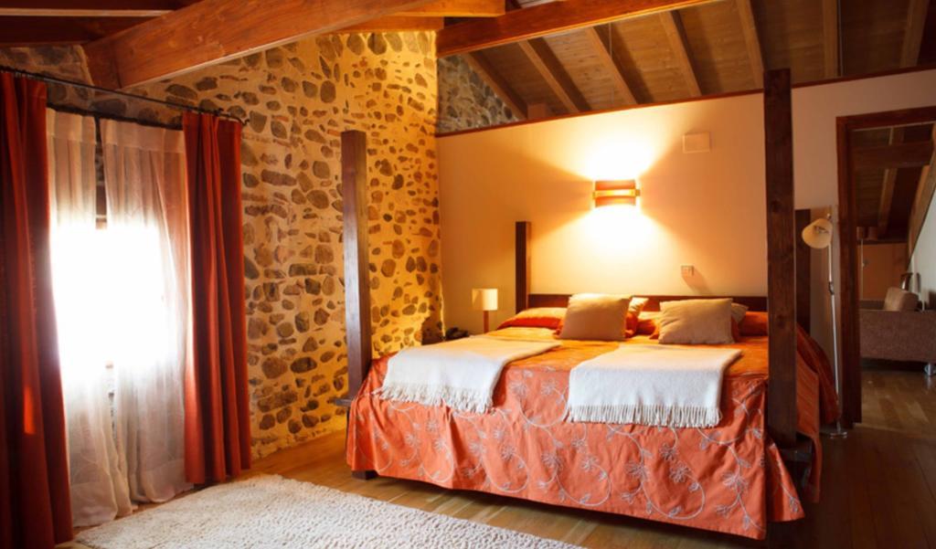 Hostal Casa Masip Ezcaray Luaran gambar