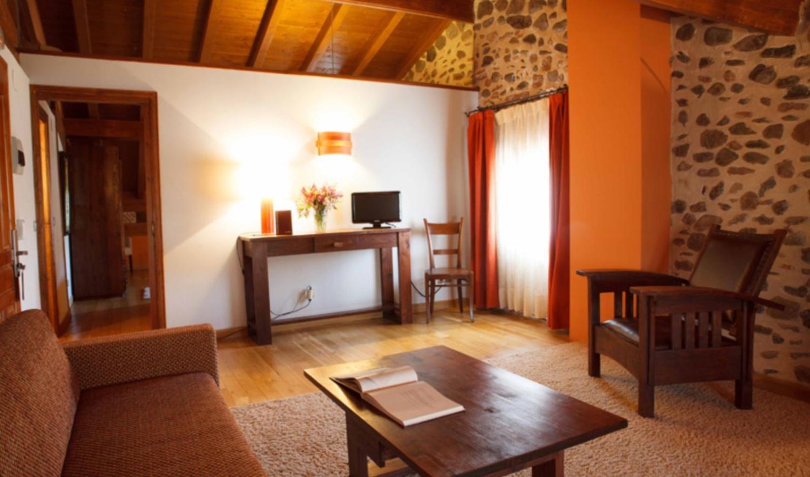 Hostal Casa Masip Ezcaray Luaran gambar