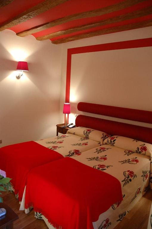 Hostal Casa Masip Ezcaray Luaran gambar